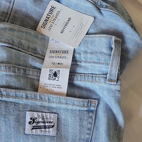 LEVI  Strauss  Boyfriend Light Blue Striped Women's Jeans Size 12 - Picture 13 of 16